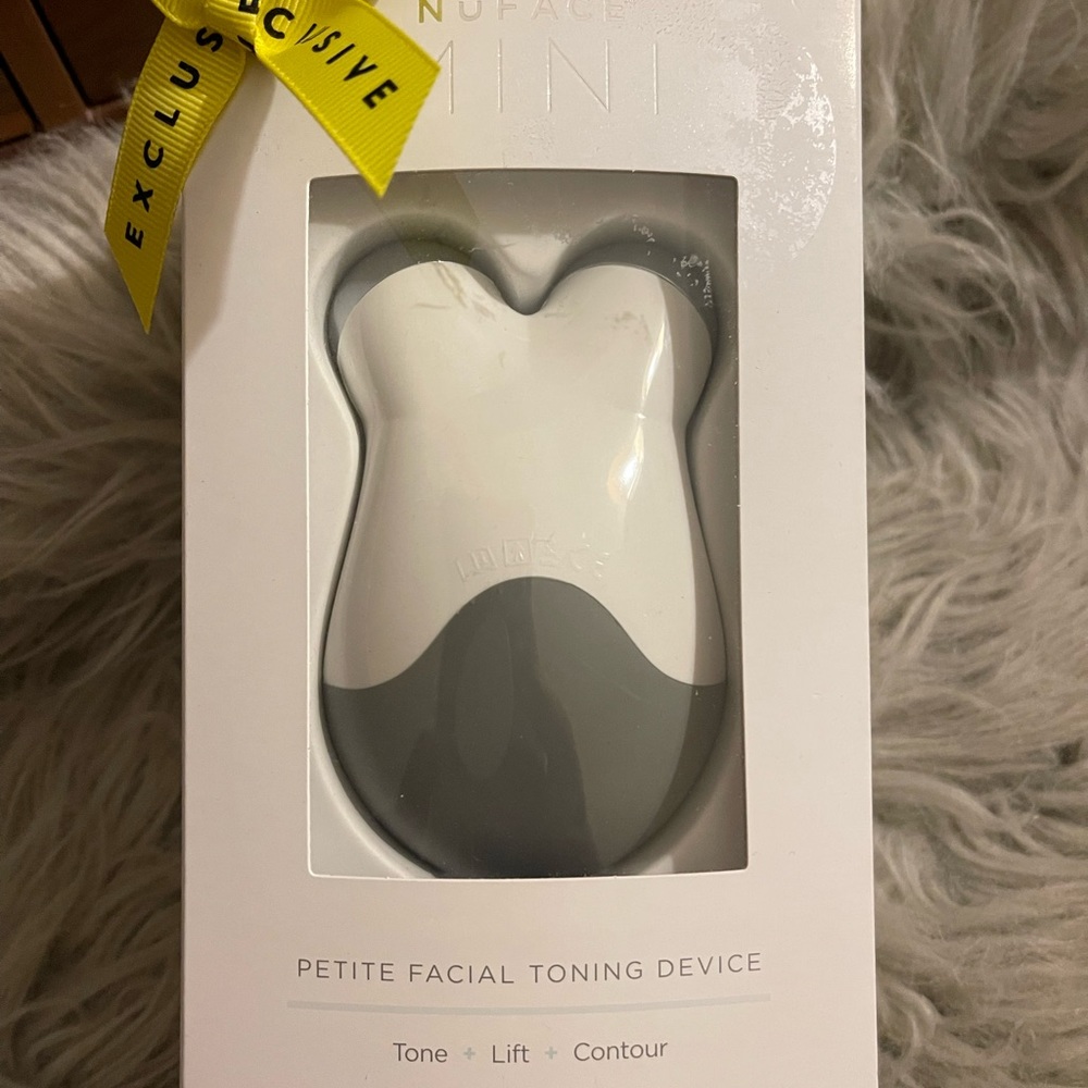 Nuface Mini Toning Device